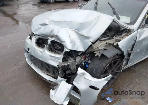 2008 BMW M3 z USA, uszkodzony, nr VIN WBSWD93548PY41891